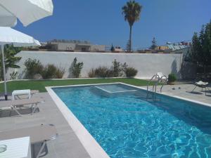 Raisakis Apartments