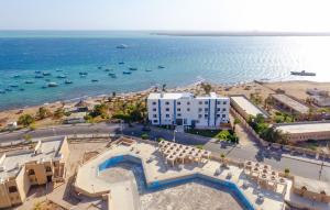 Lagoonie Lodge & Beach