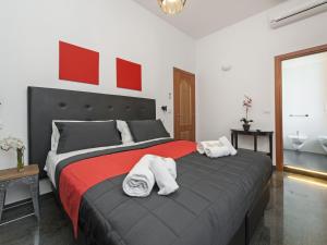 Twin Room with Shower room in B&B Retro Rooms Termini