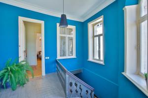 Entire apartment hosted by Keti