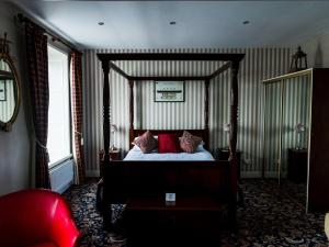 Superior Quadruple Room room in Pier 36