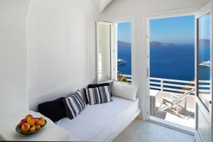 Porto Fira Suites Santorini Greece