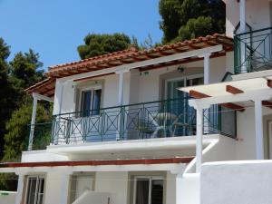 Villa Teozenia Skiathos Greece