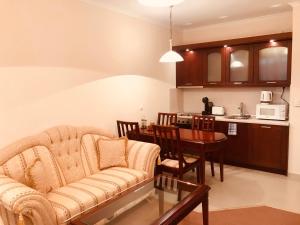 Luxury Downtown Apartment - Gondola