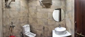 Villa 406, Dr Wade with Private Pool and Gazebo in Royal Palms Mumbai