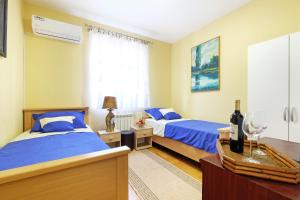 Quadruple Room room in Villa Tower Gardos