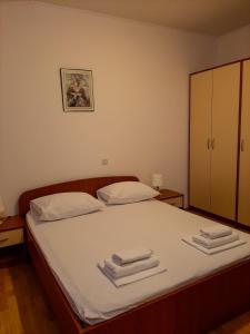Apartments Čepo