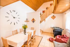 Malovaný dvůr - 3hvězdičkové hotely ve městě Dolní Dunajovice