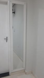 Flat familiar com ar,wi fi,cozinha e garagem