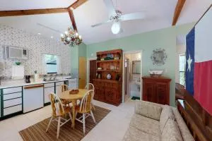 Shamrock Cottage - Ingram