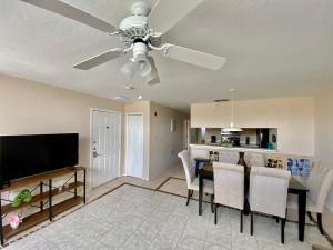 Three-Bedroom Apartment room in Grand Deluxe Condo 3BD Apartmento Disney Parks