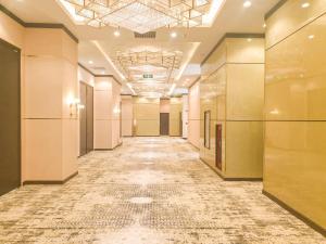 Diamond Stars Ben Tre Hotel