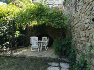 Maisons de vacances Maison atypique a Cordes-Sur-Ciel 2 chambres : photos des chambres