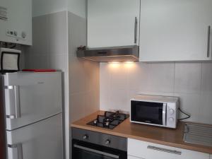 Vista Praia 16- Wifi, Remodelado, 80mt Praia