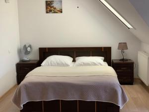 GOŚCINIEC NAD NARWIĄ - Airport Modlin