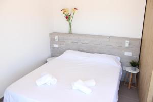 Beautiful apartment, sunny terrace, top floor with beach view or ground floor with terrace