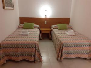 Family Studio room in Aparthotel Golf Beach
