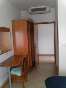 Single Room with Park View room in Guest House Frane