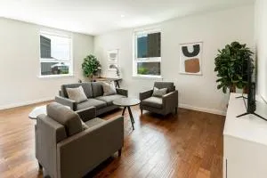 Kislak 602 2BR Penthouse Retreat Above the City - Kearny