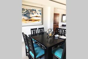 DepaDeLUX 35 mt de la Playa! Zona Dorada Vista al Mar!