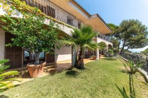 Villas Spacious Provencal Guesthouse with amazing Monaco & Sea View : photos des chambres