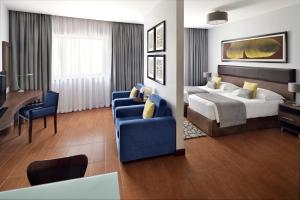 Deluxe Twin Room room in Mövenpick Hotel Apartments Al Mamzar Dubai