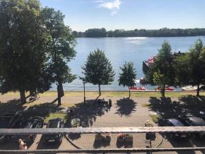 Apartamenty nad jeziorem