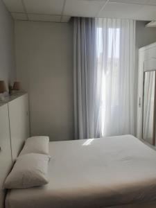 Hotels Hotel P.L.M. : photos des chambres