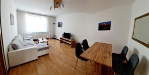 Sunny Apartment