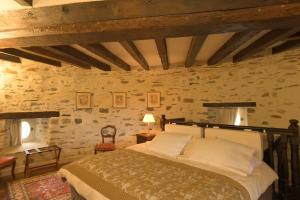 Maisons d'hotes Le Chateau d'Hauterives : photos des chambres