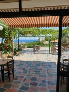 Manoleas Rooms to Let Arkadia Greece