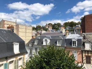 Appartements 2 pieces- rue pietonne Trouville -Le petit juliana : photos des chambres