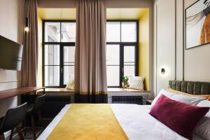 Studio with Courtyard View room in Kaleidoscope Central