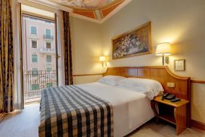 Triple Room with Balcony room in Hotel Amalfi