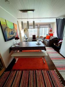 TOIVONNIEMEN KOTIMAJOITUS