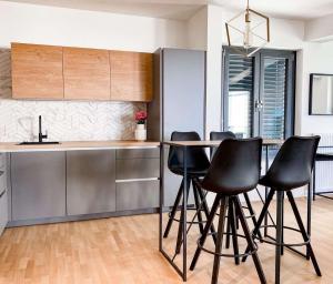 Seaview Apt Koper 2 