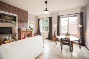 #LIndustrioChampetre Free Parking, Bien Situé, Spacieux, Proche Clinique