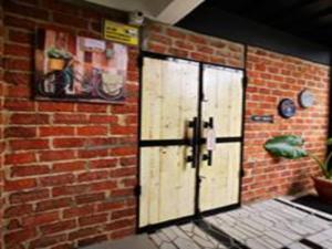 THE BOXS CONTAINER HOMESTAY