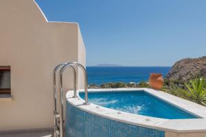 Epavlis Hotel & Spa Santorini Greece