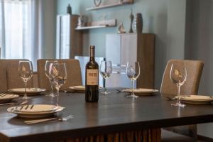 Stork House family Nafplio