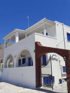 Villa Nefeli Santorini Greece