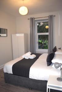 Kelpies Serviced Apartments- Victoria