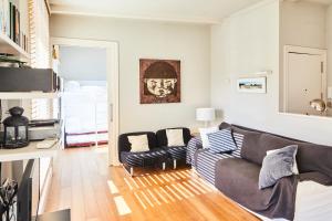 Prim Apartment by Basque Homes