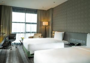 Holiday Inn Bangkok Sukhumvit by IHG