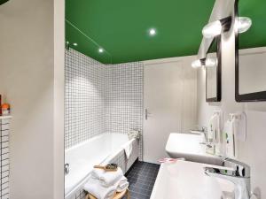 Hotels ibis Styles Lyon Meyzieu Stadium : photos des chambres