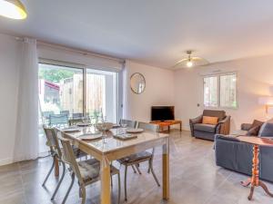 Apartment Domaine Aïga-2 by Interhome