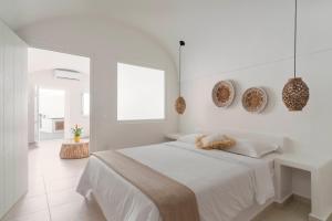 Thallos Cave House and Apartments Santorini Greece