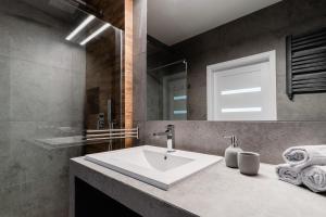 Apartament 12 piętro z widokiem na Gdansk - parking w cenie pobytu