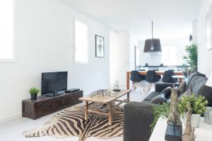 Valencia Luxury - Boutique Center