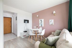 Rent like home Solec 79
